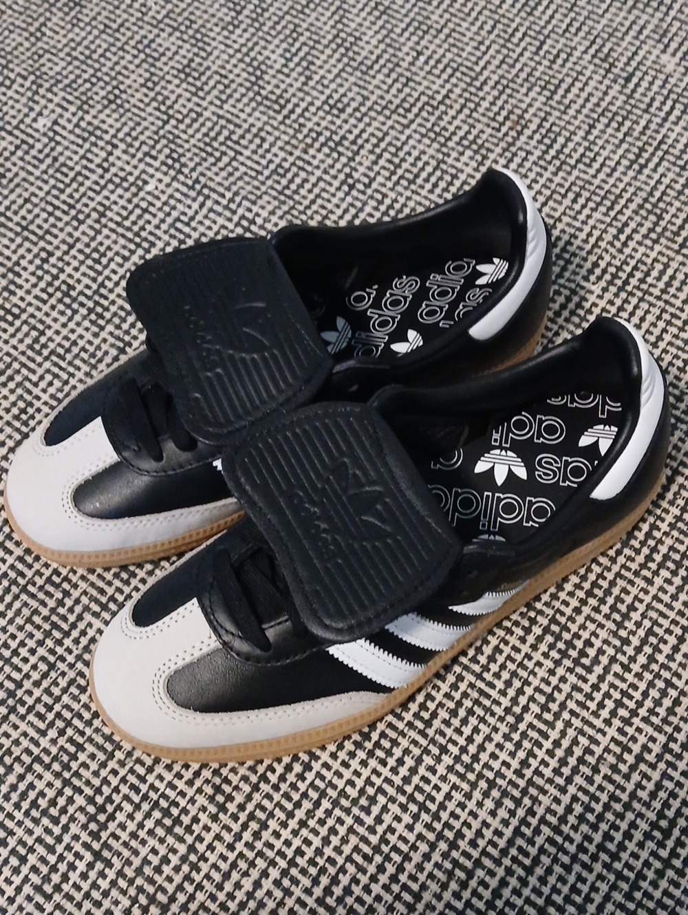 [IG2010] Womens Adidas Samba LT Long Tongue 'Core Black/Cloud White/Gold/Gum'